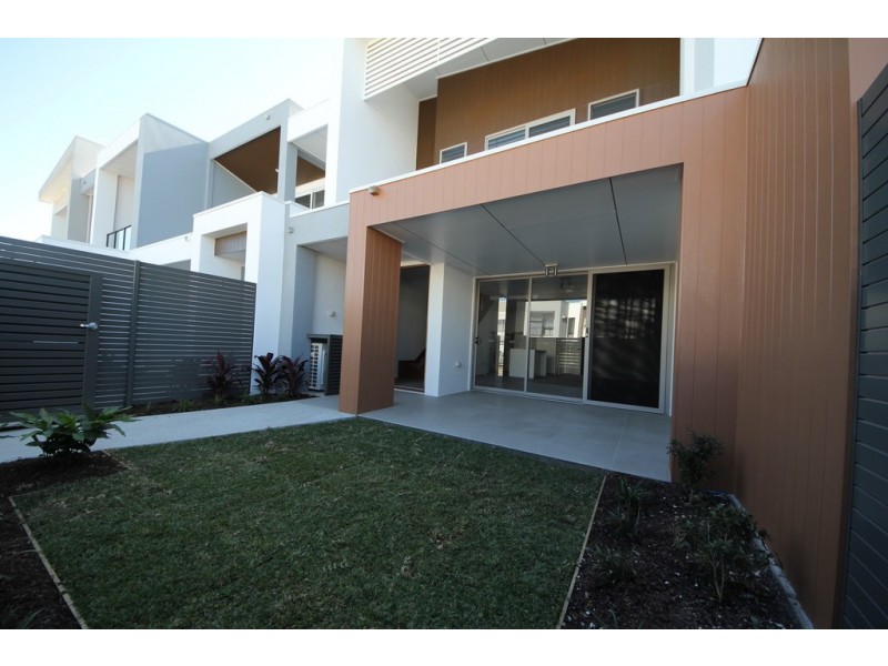 55 Florabella Drive, Robina QLD 4226