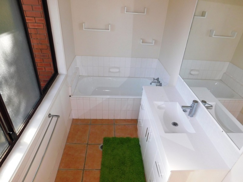 9/35 McMillan Street, Labrador QLD 4215
