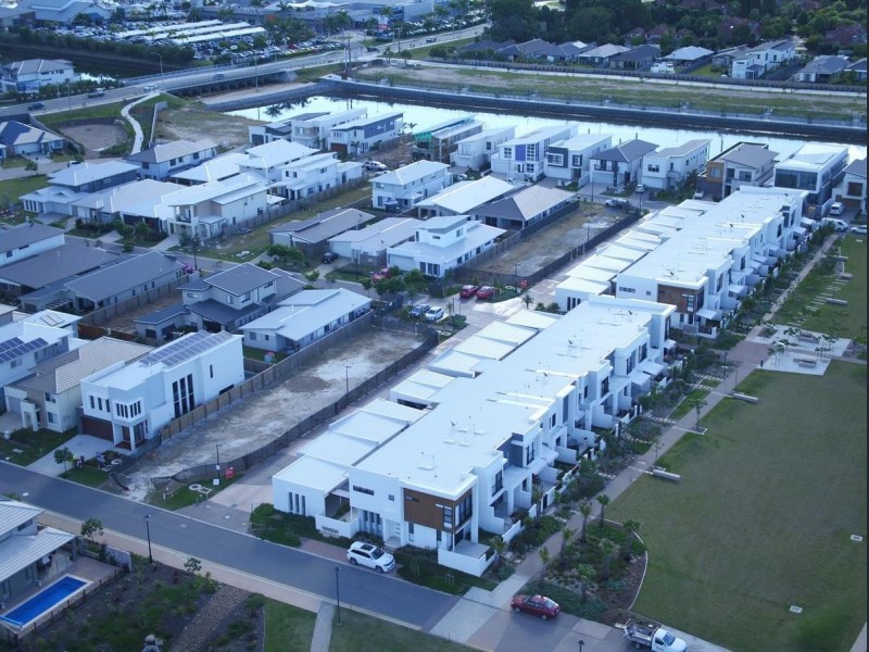 Hope Island QLD 4212