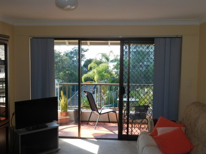 17/9 Bayview Street, Runaway Bay QLD 4216