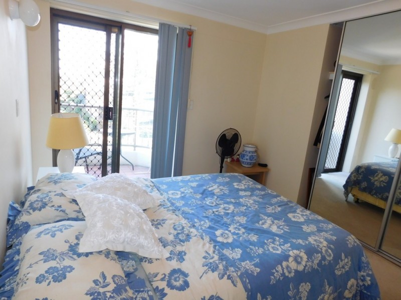 17/9 Bayview Street, Runaway Bay QLD 4216