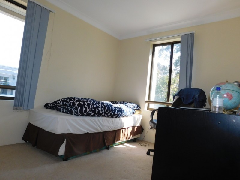 17/9 Bayview Street, Runaway Bay QLD 4216