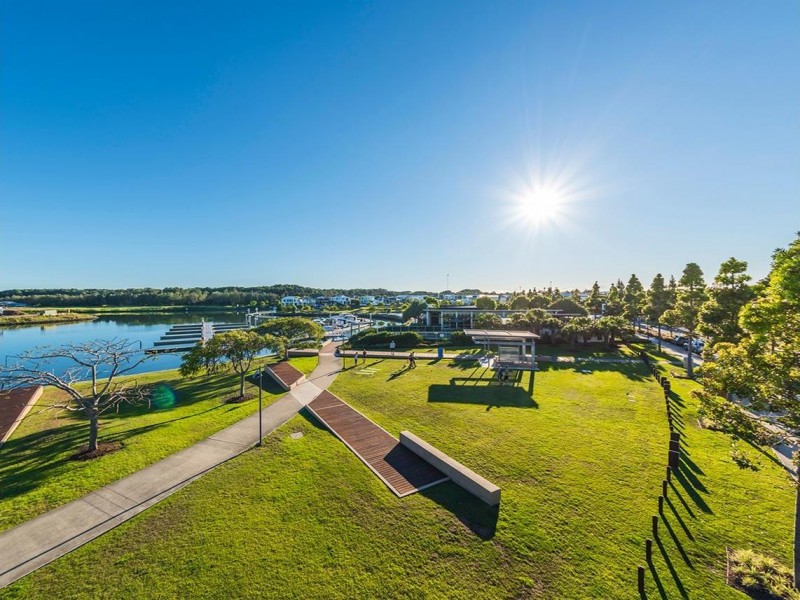 Hope Island QLD 4212