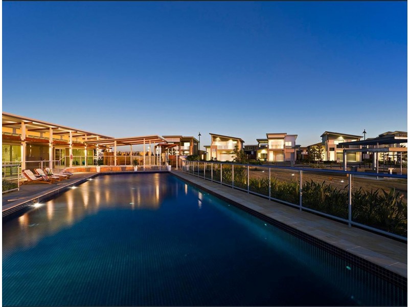 Hope Island QLD 4212