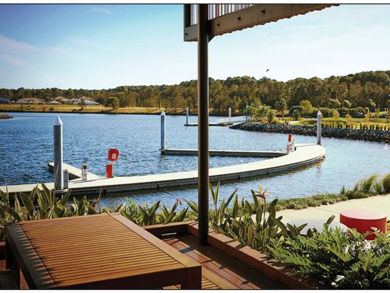 Hope Island QLD 4212