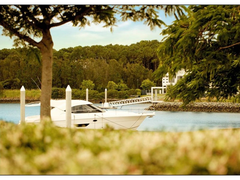 Hope Island QLD 4212