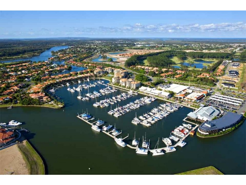 20/1 Waters Close, Hope Island QLD 4212