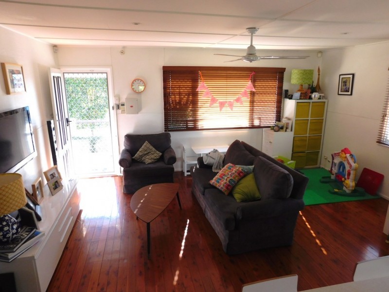 3 Echlin Street, Labrador QLD 4215
