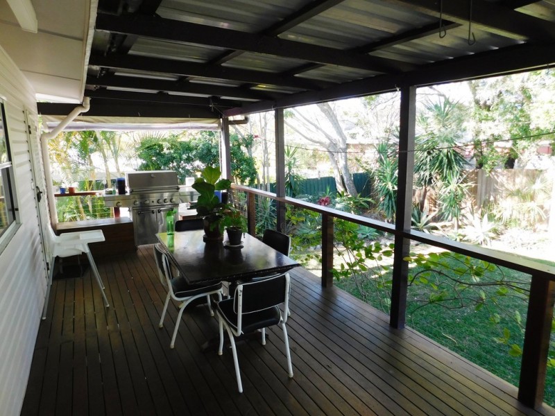 3 Echlin Street, Labrador QLD 4215