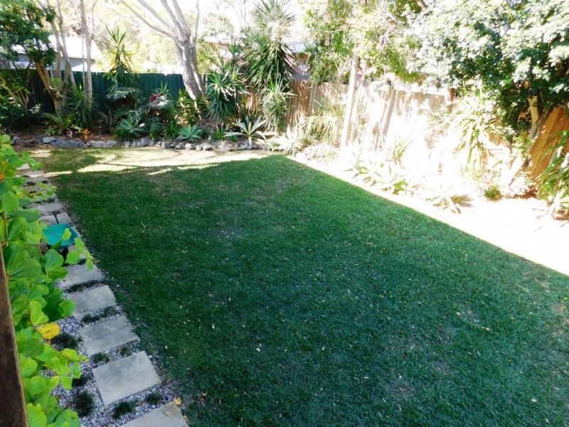 3 Echlin Street, Labrador QLD 4215