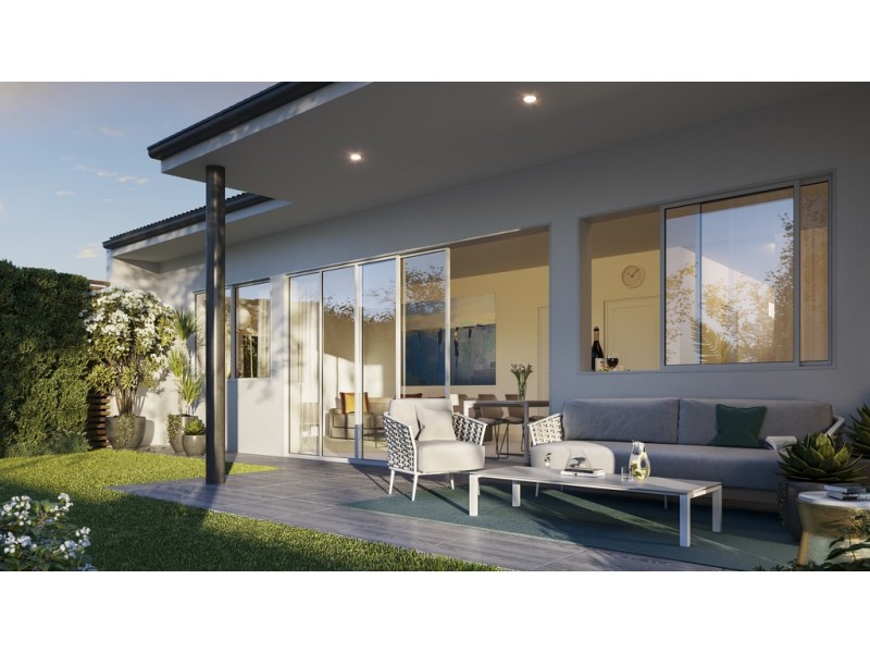 23 Villas Sickle Avenue, Hope Island QLD 4212