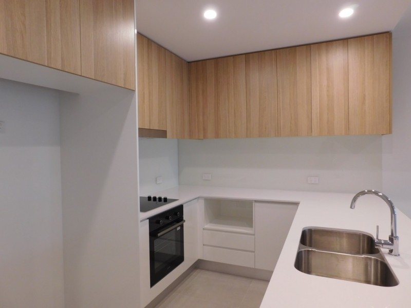 110 Florabella Drive, Robina QLD 4226