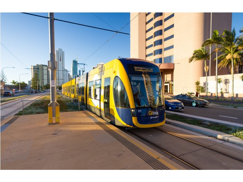 14 Cannes Avenue, Surfers Paradise QLD 4217