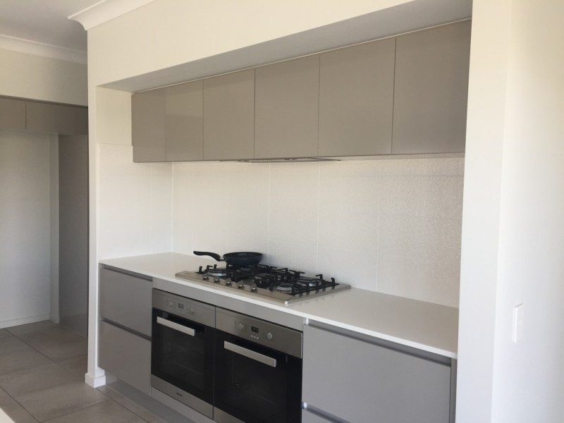 4 Waters Close, Hope Island QLD 4212