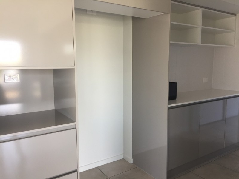 4 Waters Close, Hope Island QLD 4212