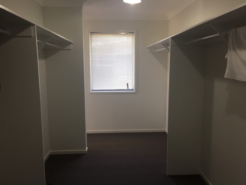 4 Waters Close, Hope Island QLD 4212