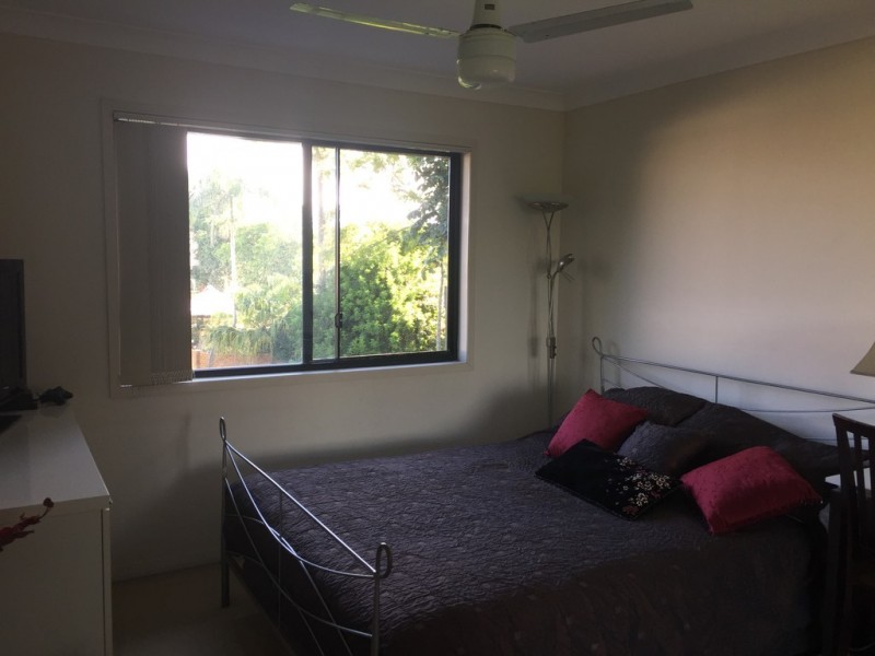 6/8 Gordon Street, Labrador QLD 4215