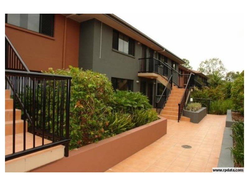 Labrador QLD 4215