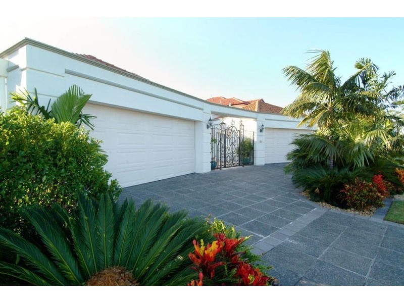 Broadbeach Waters QLD 4218