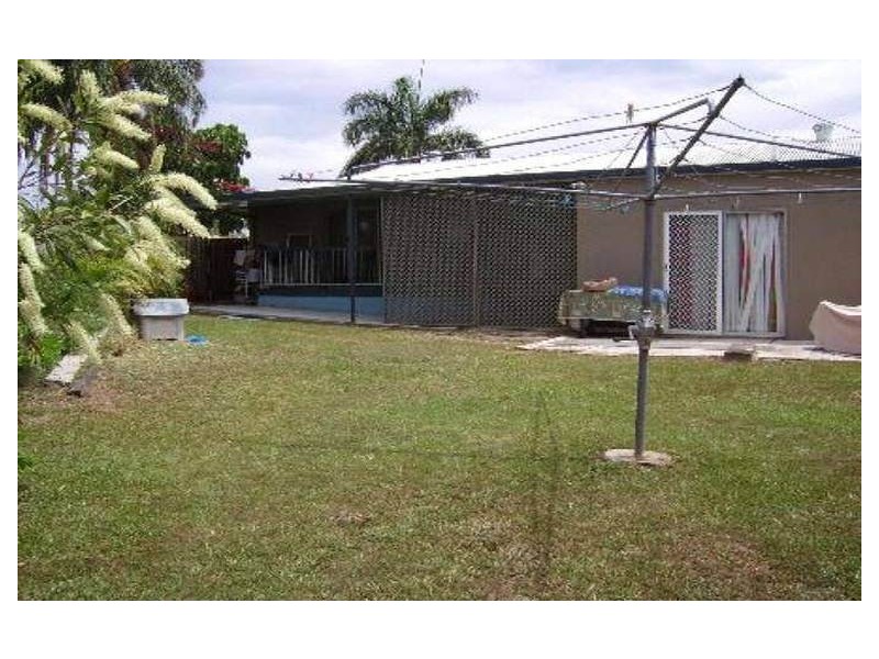 6 Woomera Court, Southport QLD 4215