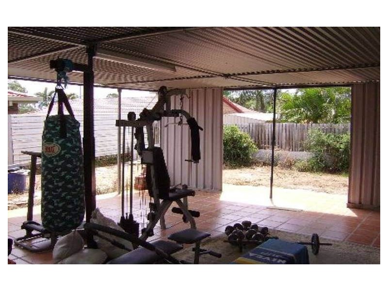 6 Woomera Court, Southport QLD 4215