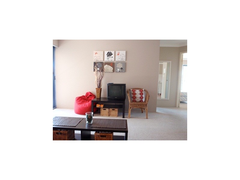 10/103 Frank Street, Labrador QLD 4215