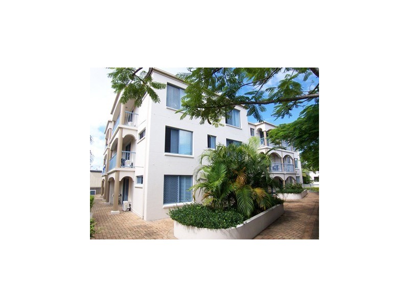 10/103 Frank Street, Labrador QLD 4215