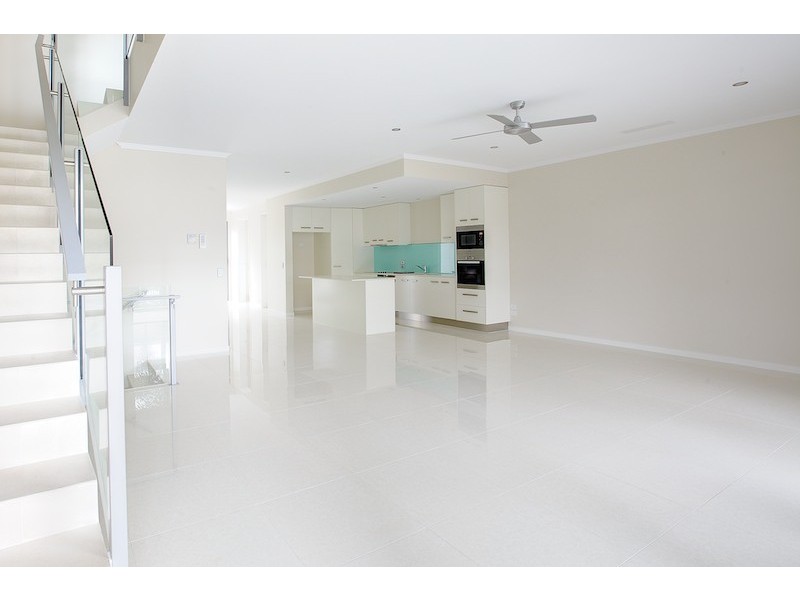 5/114 The Esplanade, Paradise Point QLD 4216