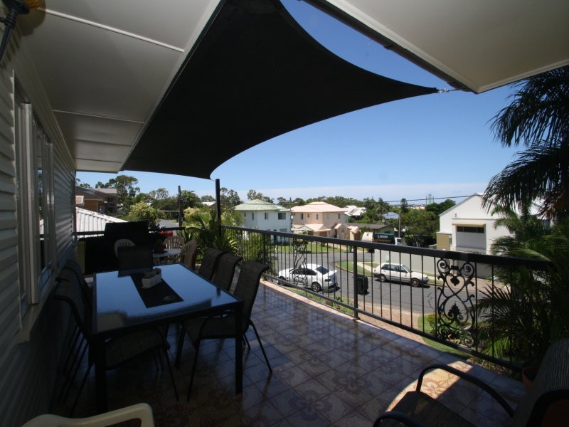 10 Beatty St, Southport QLD 4215