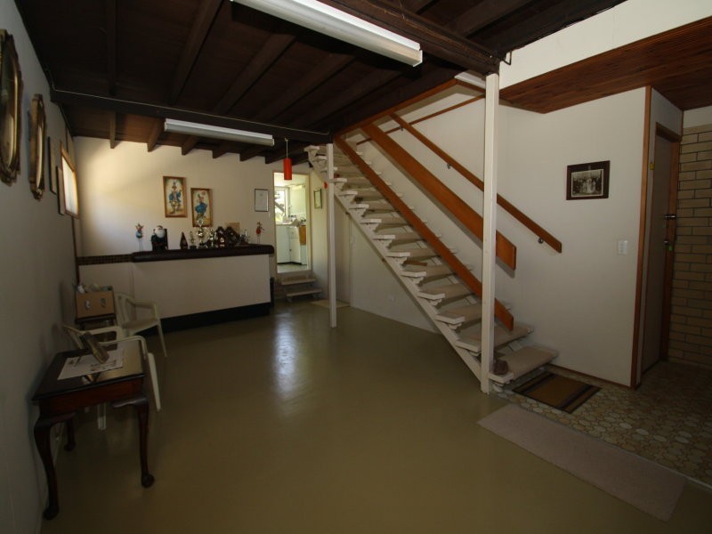 10 Beatty St, Southport QLD 4215