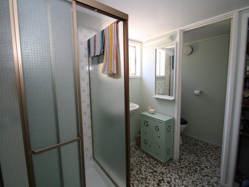 10 Beatty St, Southport QLD 4215