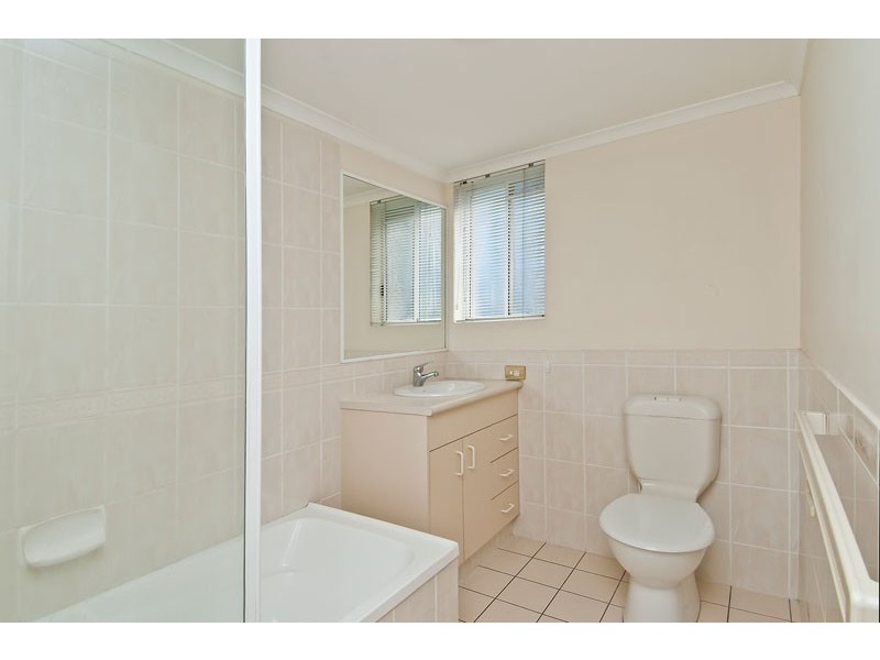 11/12 Taylor Street, Biggera Waters QLD 4216