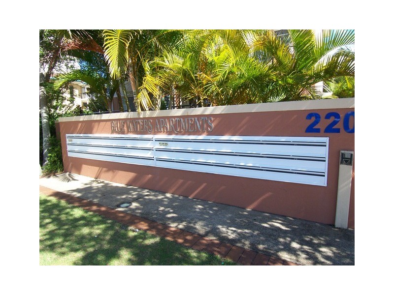 9A/220 Marine Pde, Labrador QLD 4215