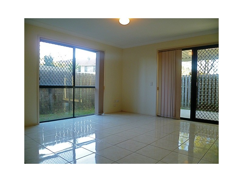 66 Marble Arch Place, Arundel QLD 4214