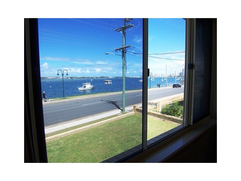 5/266 Marine Parade, Labrador QLD 4215