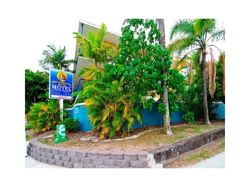 10/125 Frank Street, Labrador QLD 4215