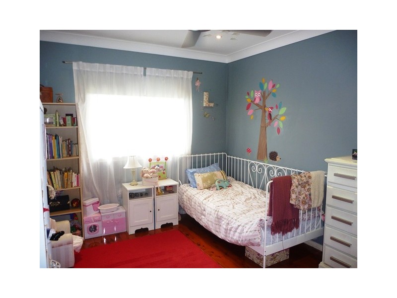 5 Mole Avenue, Southport QLD 4215