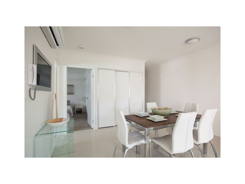 39 Frank Street, Labrador QLD 4215