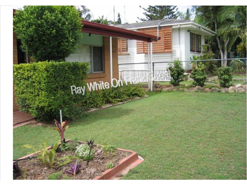 119 Central Street, Labrador QLD 4215