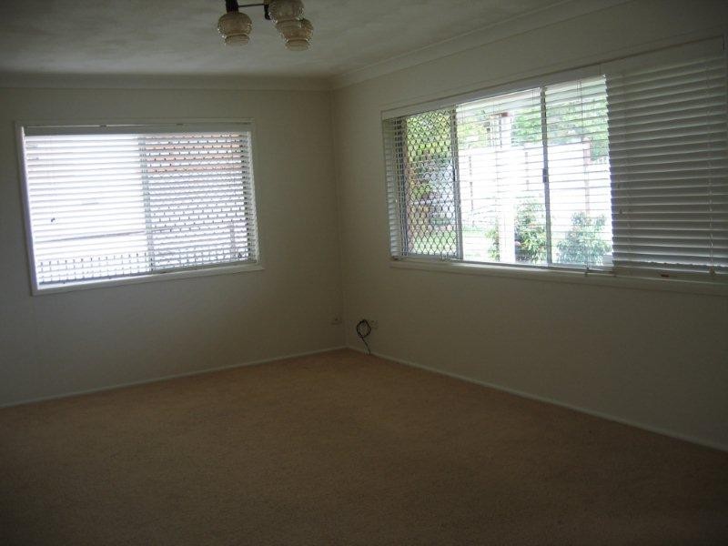 119 Central Street, Labrador QLD 4215