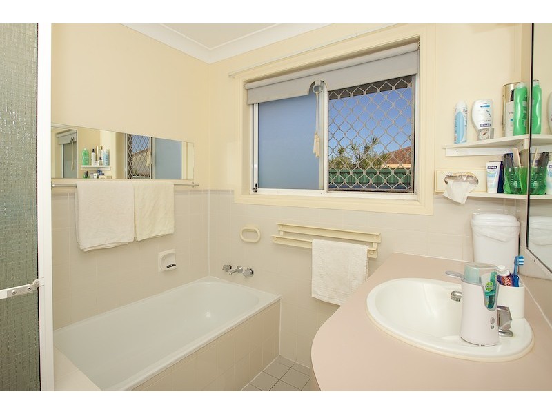 8/176 Oxley Drive, Coombabah QLD 4216