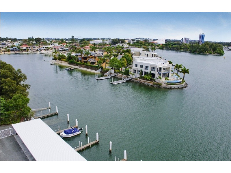 74/30 Watson Esplanade, Surfers Paradise QLD 4217