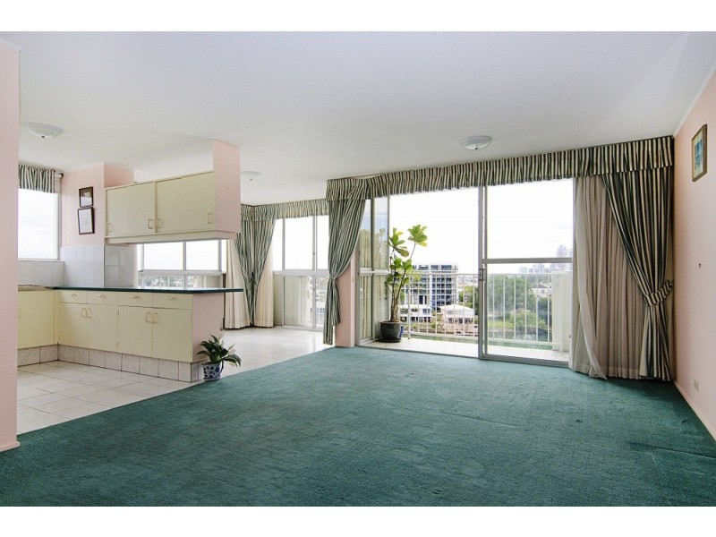 74/30 Watson Esplanade, Surfers Paradise QLD 4217