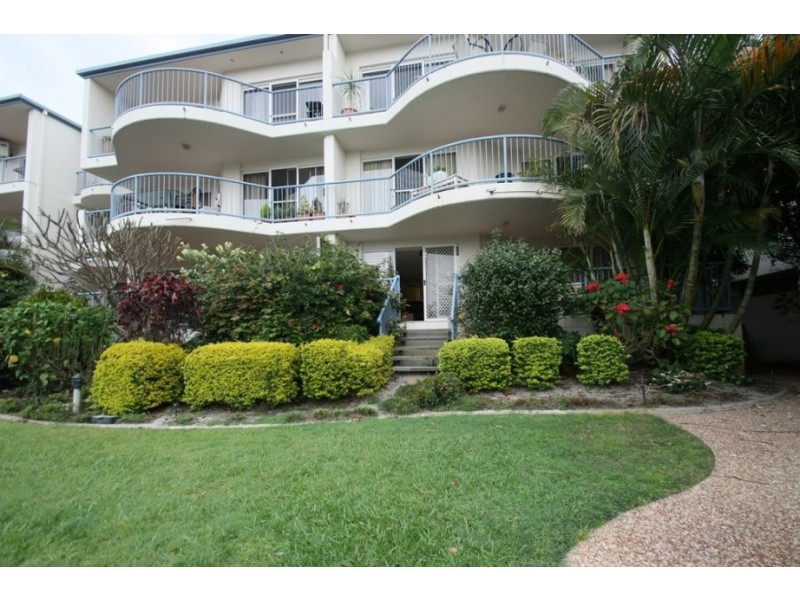 1/9 Madang Crescent, Runaway Bay QLD 4216