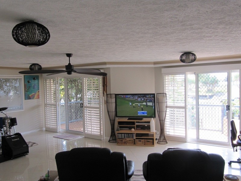 1/9 Madang Crescent, Runaway Bay QLD 4216