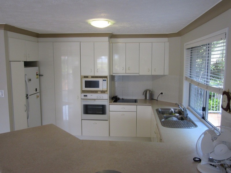 1/9 Madang Crescent, Runaway Bay QLD 4216