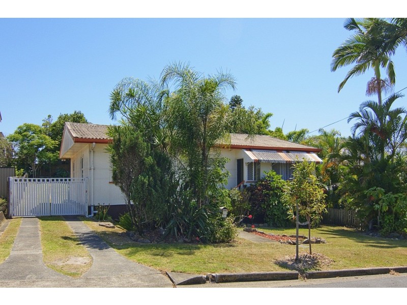 5 Locke Street, Southport QLD 4215
