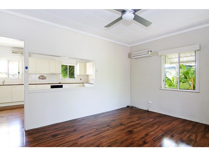 5 Locke Street, Southport QLD 4215