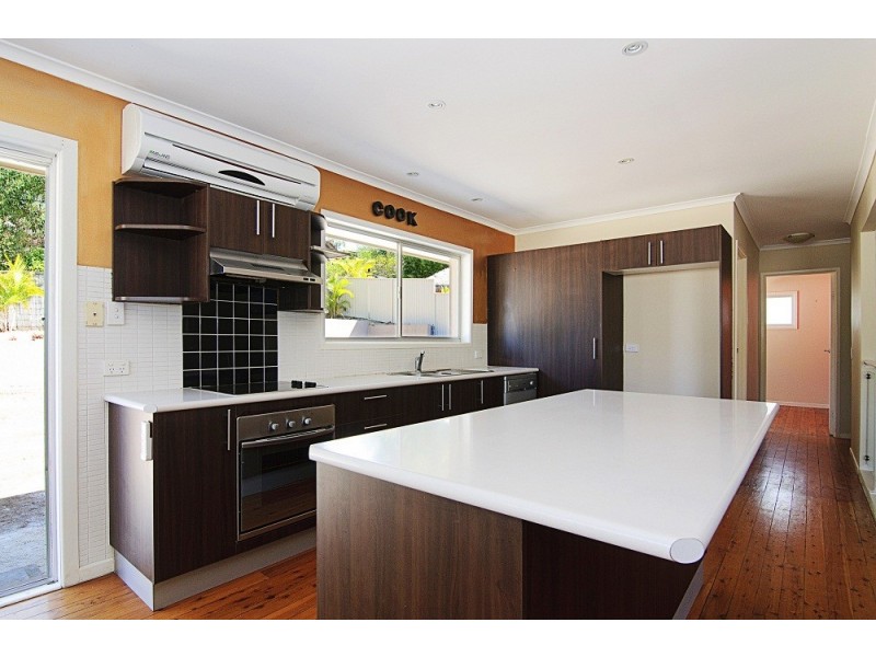 35 Forrest Avenue, Molendinar QLD 4214