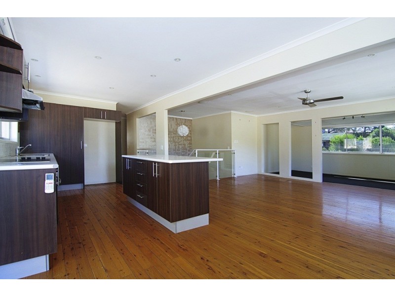 35 Forrest Avenue, Molendinar QLD 4214